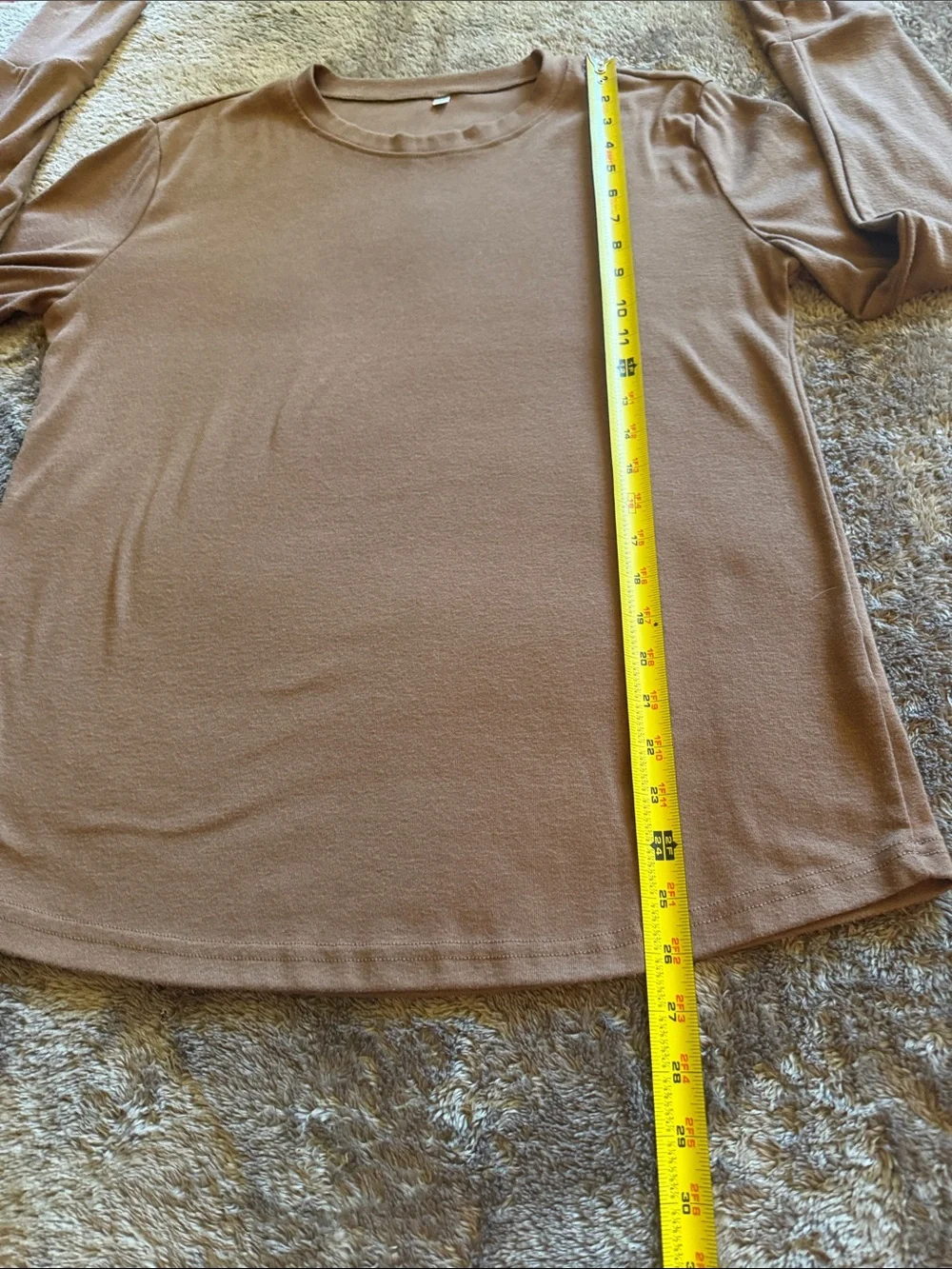 👚 Cotton Long Sleeve Thumb Hole Top — Camo Brown — Sz L / NWOT / Q